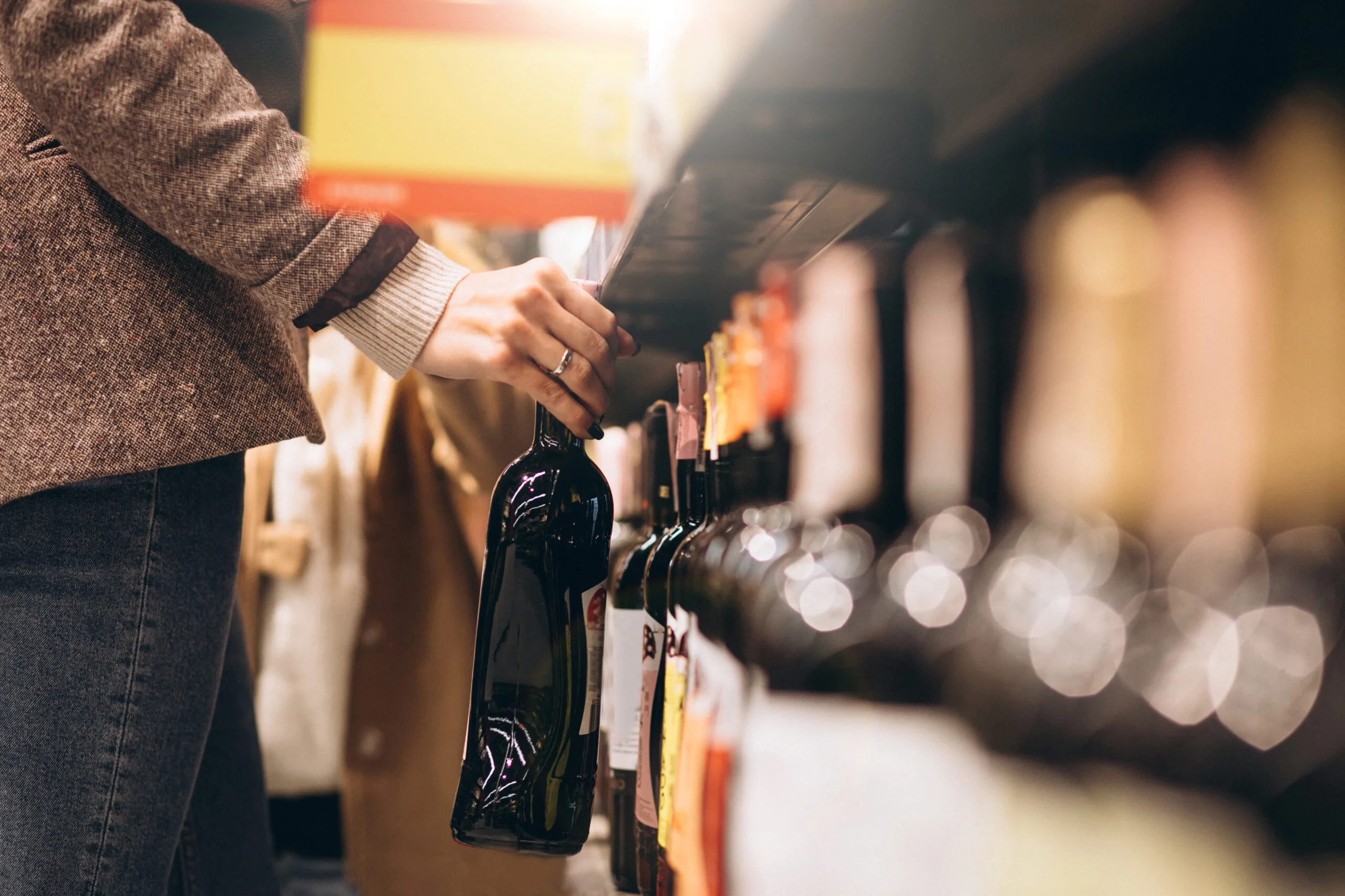 Mokslininkai: sugriežtinus alkoholio kontrolę Lietuvoje mažėjo mirčių, augo gyvenimo trukmė