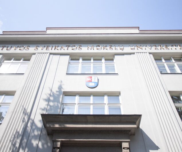 LSMU Lietuvos sveikatos mokslų universitetas centriniai rūmai