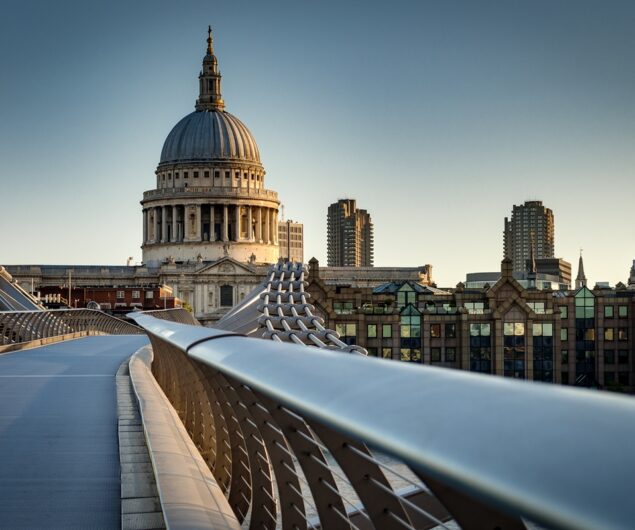 LSMU pasirašė universitetų chartiją Londone